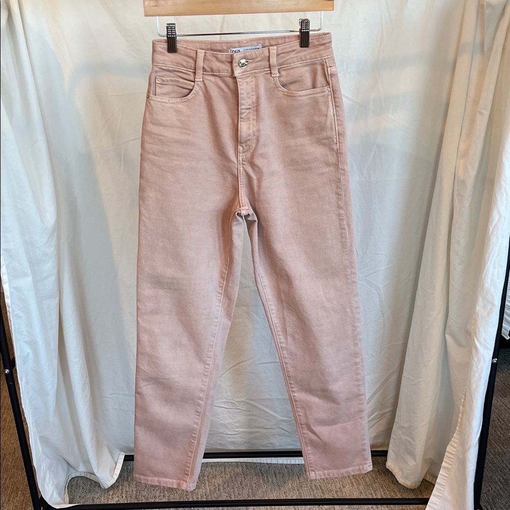Zara High-Rise soft Pink straight jeans 4